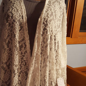 LulaRoe Lindsay s Large. White stretch lace, has some pulls in fabric